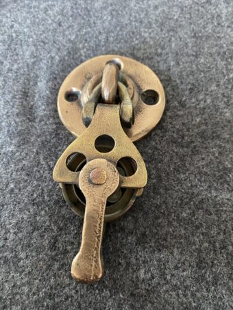 Polea con cáncamo de cubierta Merriman Trident