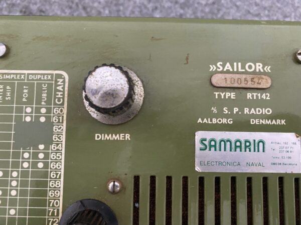Radio VHF Sailor  Type  RT142 - Image 4