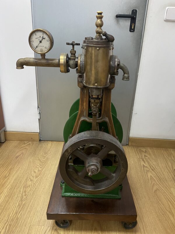 Motor a vapor (halador de barco) - Image 3