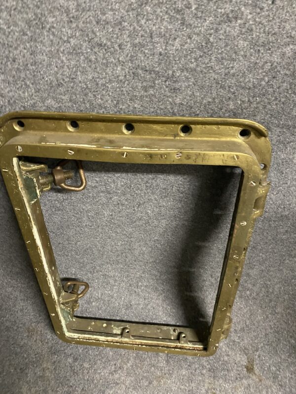 Portillo de bronce. - Image 4